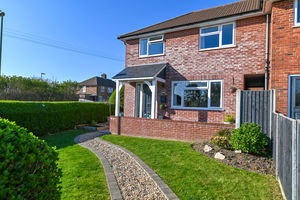 Merchistoun Road